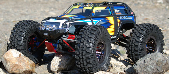 traxxas summit rock crawler
