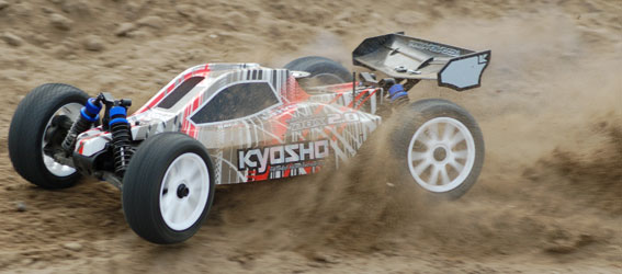 Review: Kyosho DBX 2.0 Review: Kyosho DBX 2.0