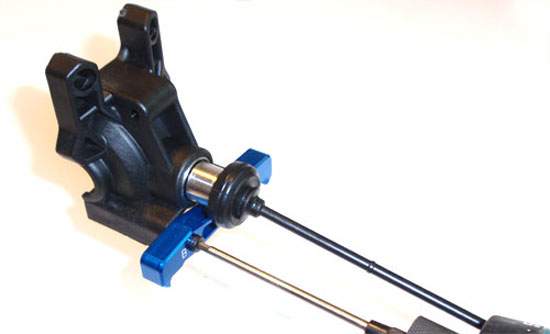 Team Associated RC8.2 Build Step 28
