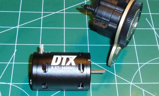 Team Durango DEST210R Build - Step 77