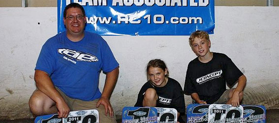 Vanderbeek and Team Associated Shine at Hobby Haven Off Road Shootout