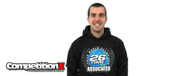 Team Associated Signs Yannick Aigoin