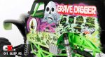 Axial Racing SMT10 Grave Digger Monster Jam Truck